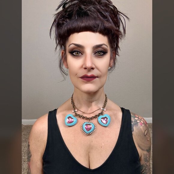 Betsey Johnson Hearts & Bows Necklace Chunky Pink & Blue with Gold Choker Boho - Picture 3 of 14